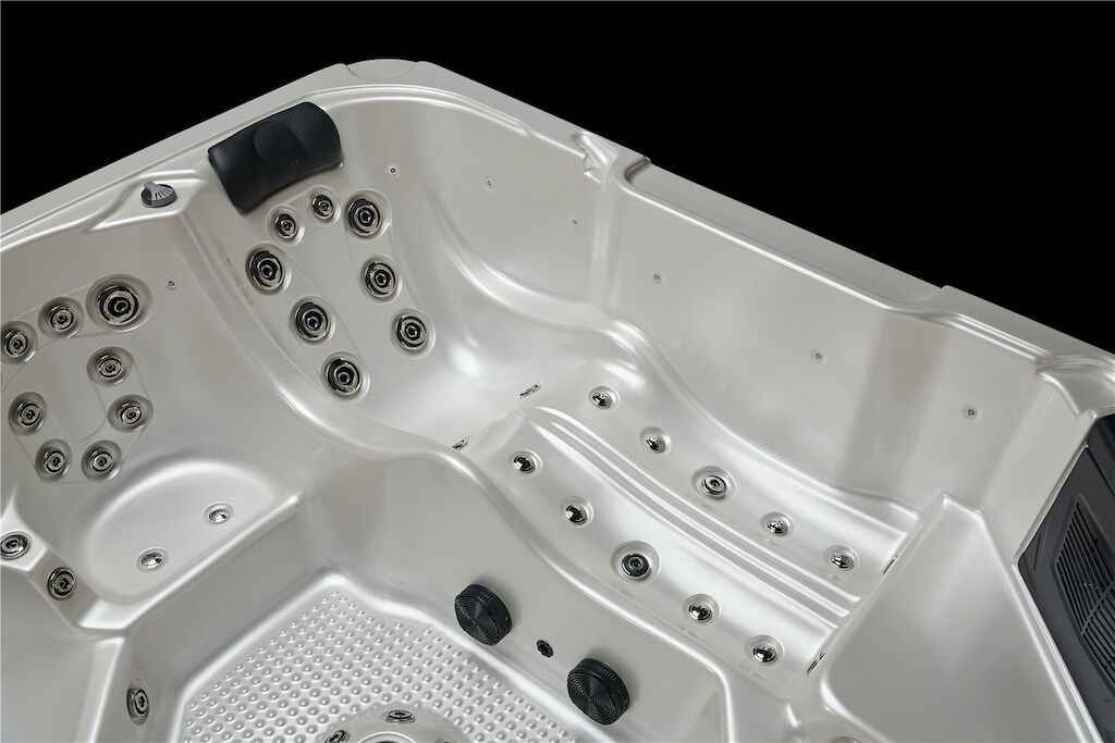 Outdoor Whirlpool Milan
