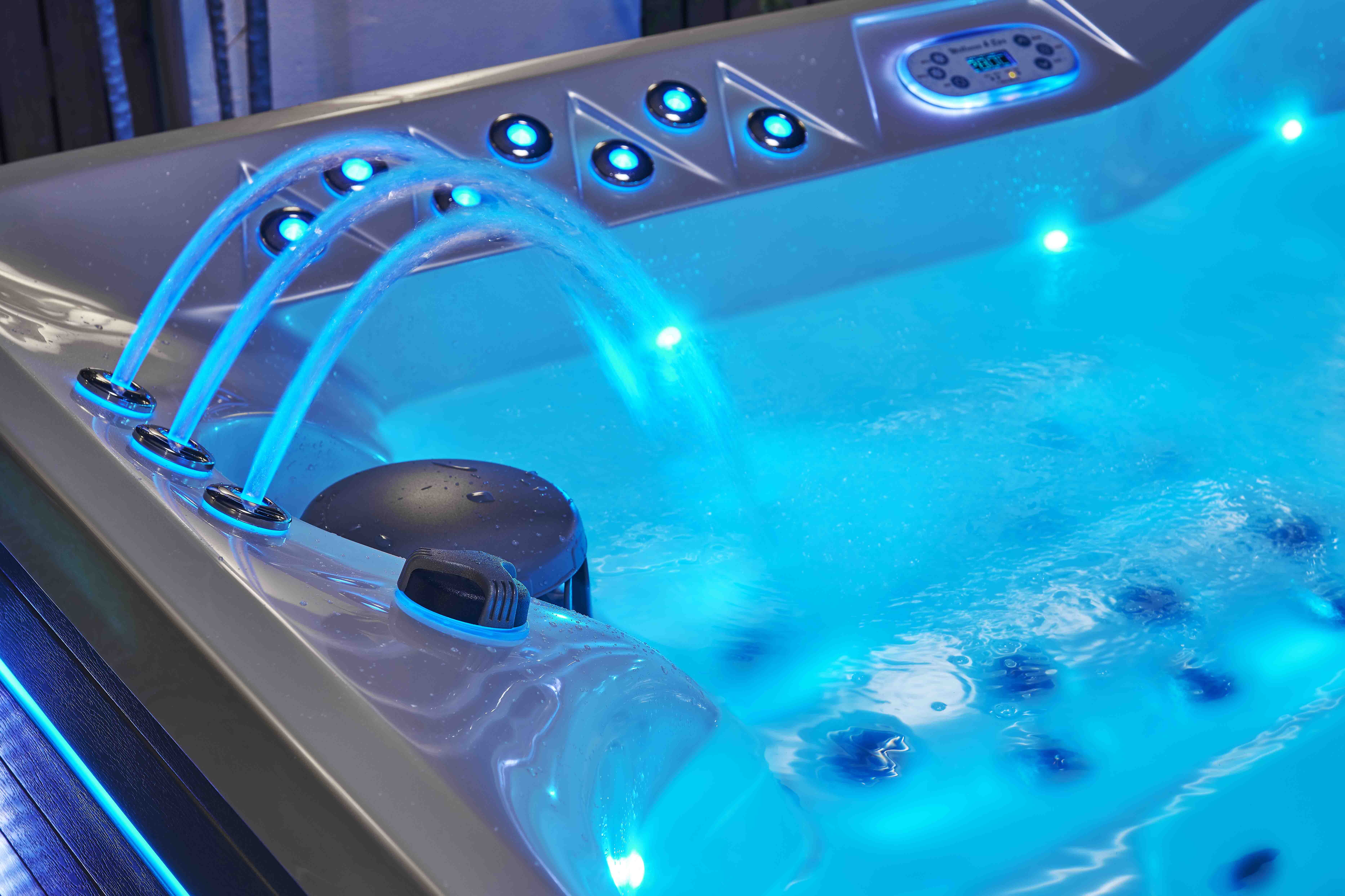 Outdoor Whirlpool kaufen: Die wichtigsten Kaufkriterien